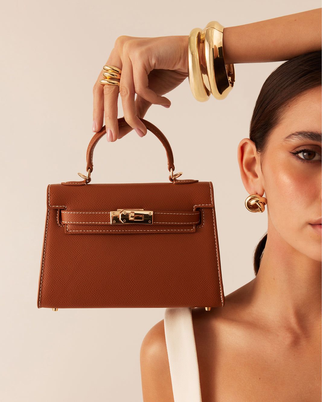 SEO Title: Trending Handbags and Accessories for Women