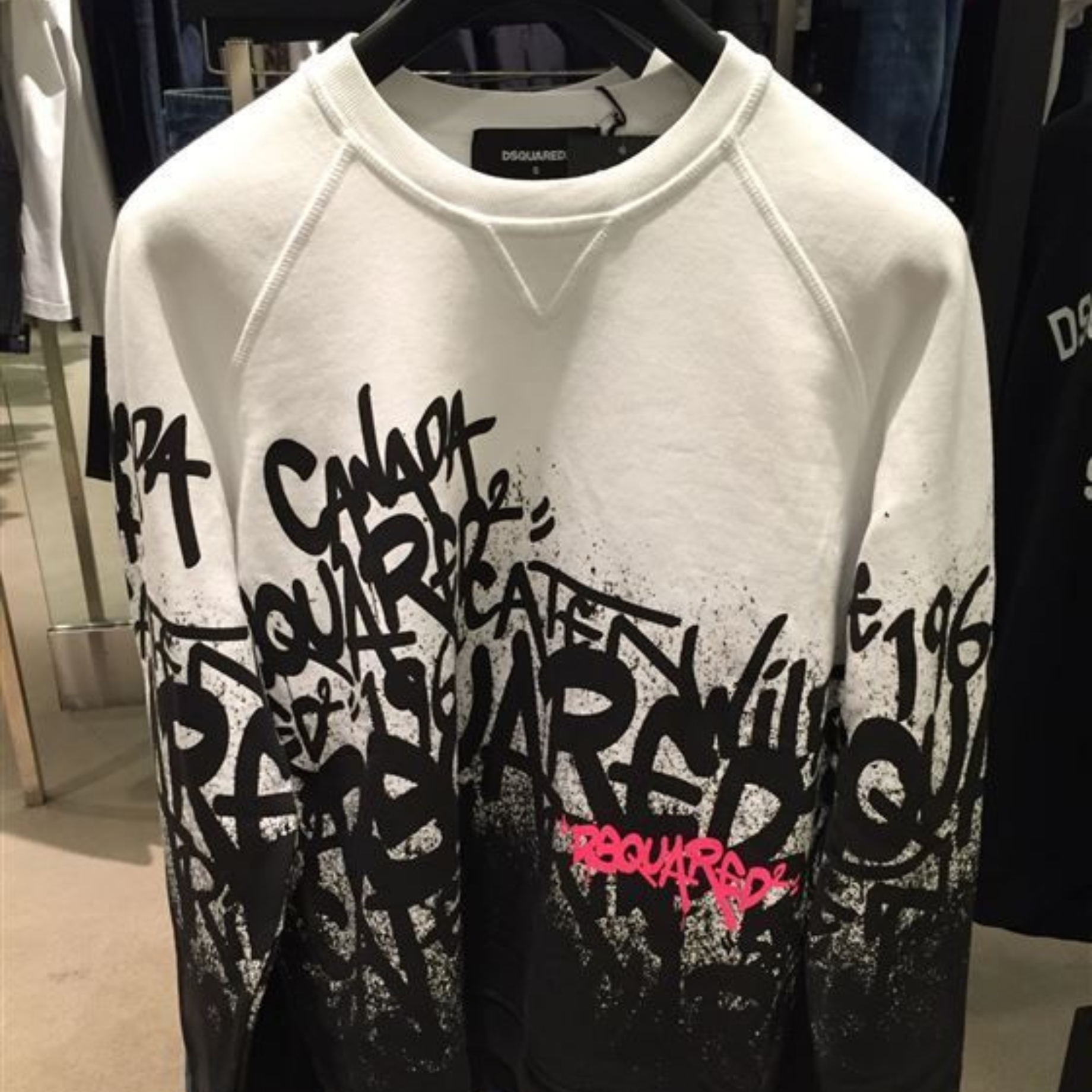 Classic stripe t-shirt in black and white